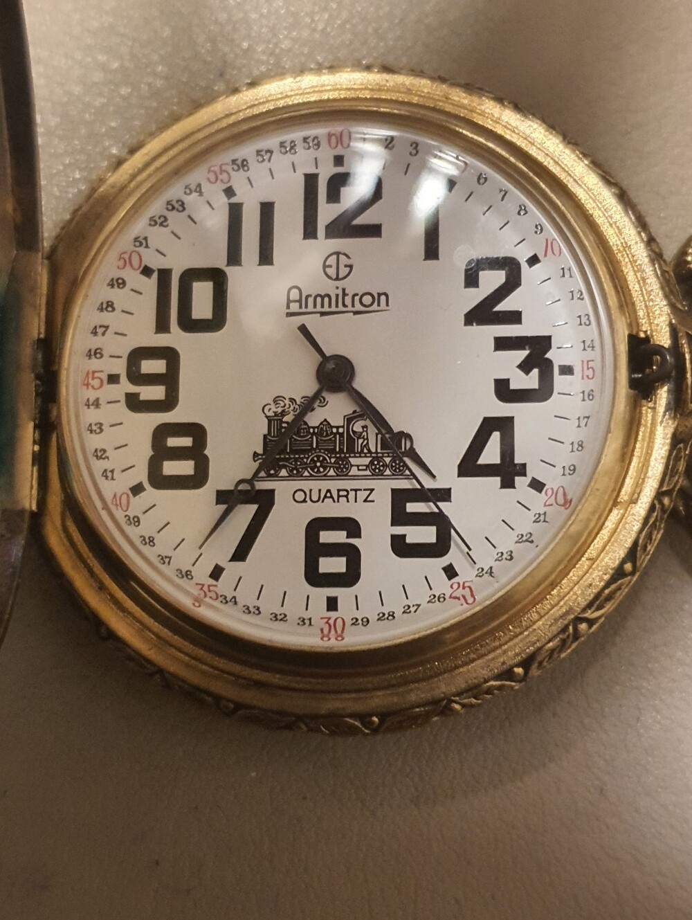 Vtg Armitron Quartz Goldtone/White Train Accented Pocket Watch w/Chain